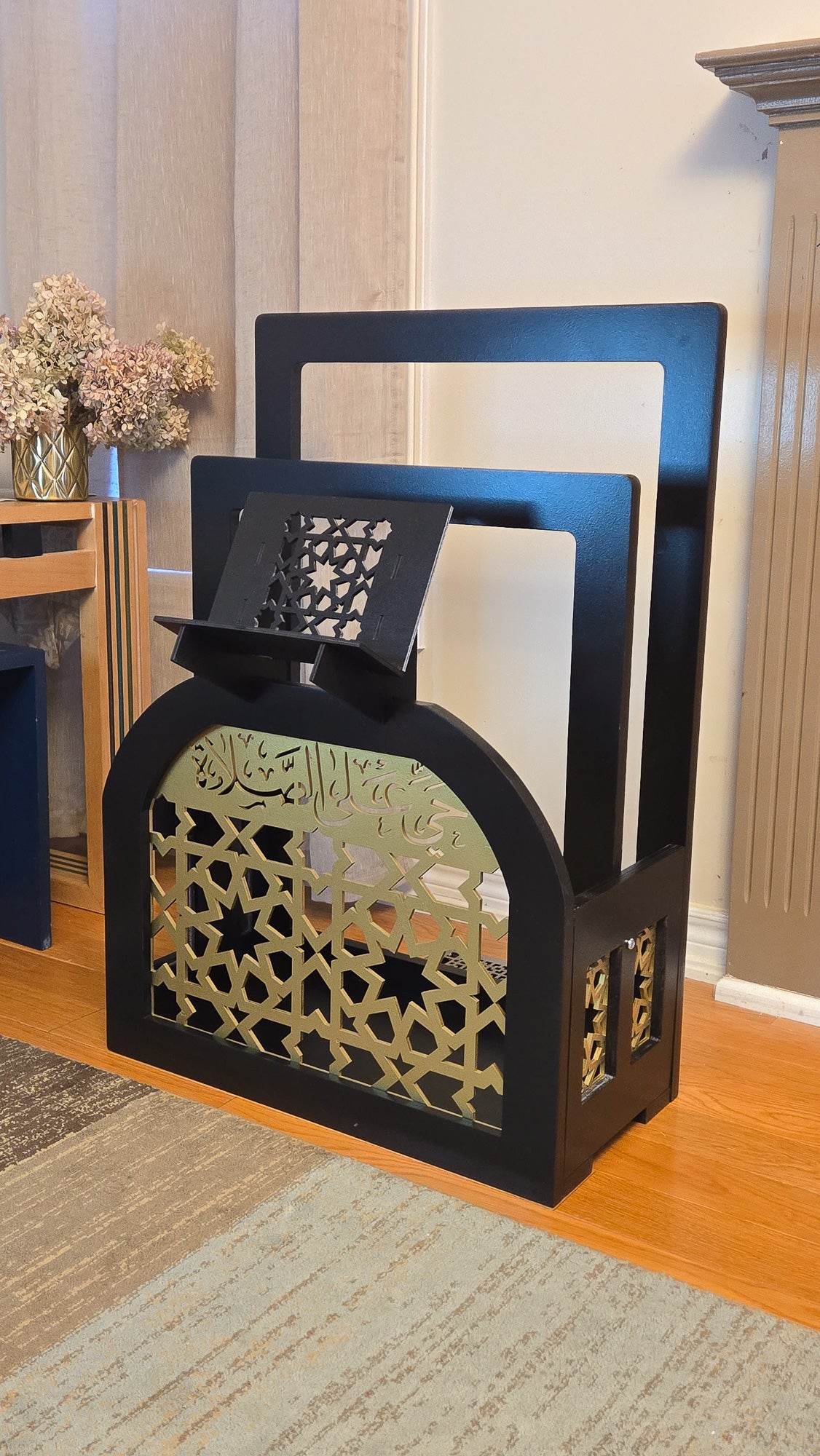 Prayer Rug Holder Black Base