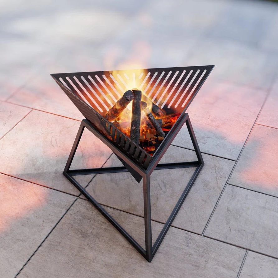 Triangle Fly Outdoor Fire Pit
