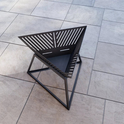 Triangle Fly Outdoor Fire Pit